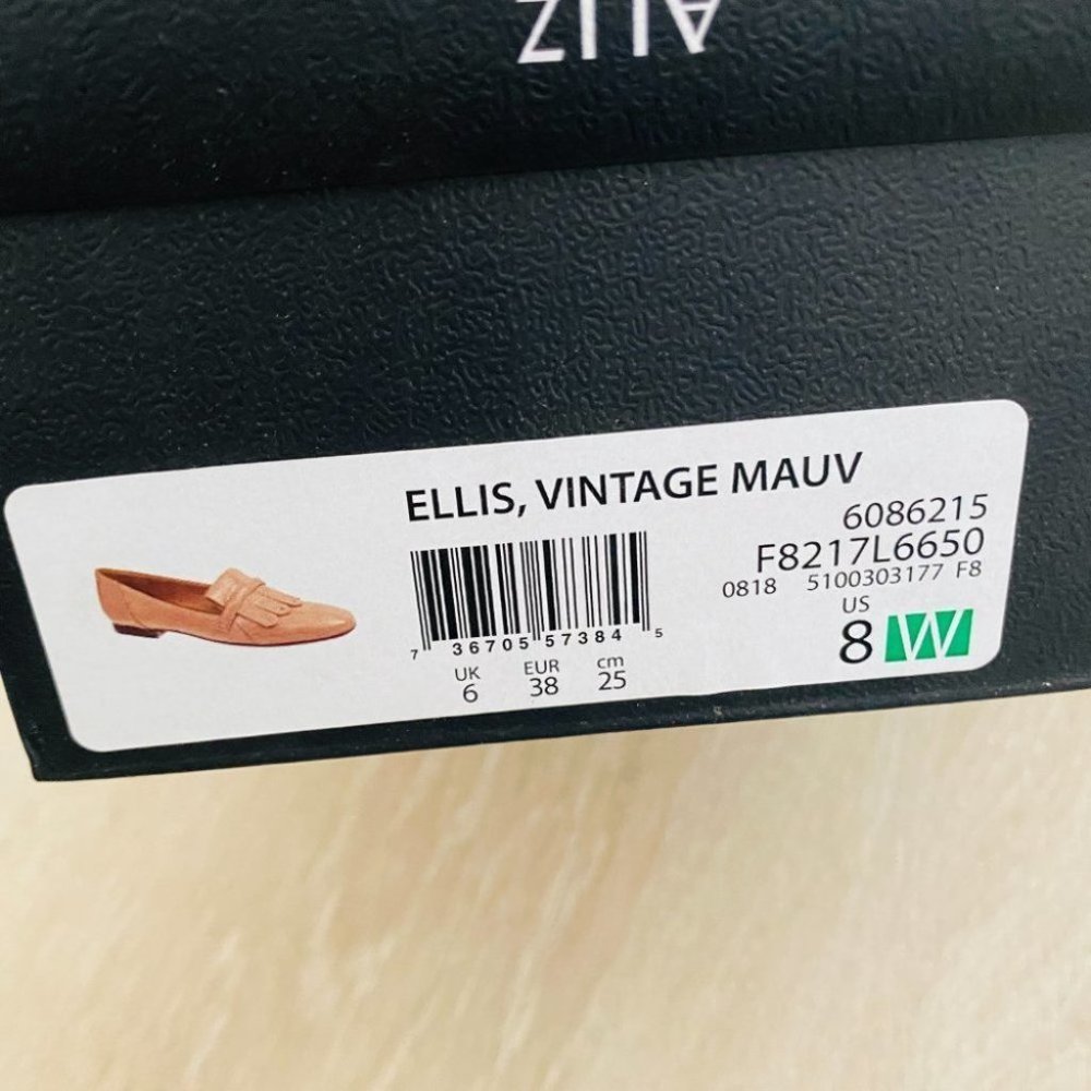Naturalizer Women's Ellis Flats Size 8 Leather - Picture 10 of 10